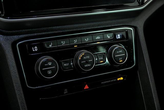 Photo of 2023 Silver Metallic Volkswagen Atlas