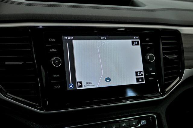 Photo of 2023 Silver Metallic Volkswagen Atlas