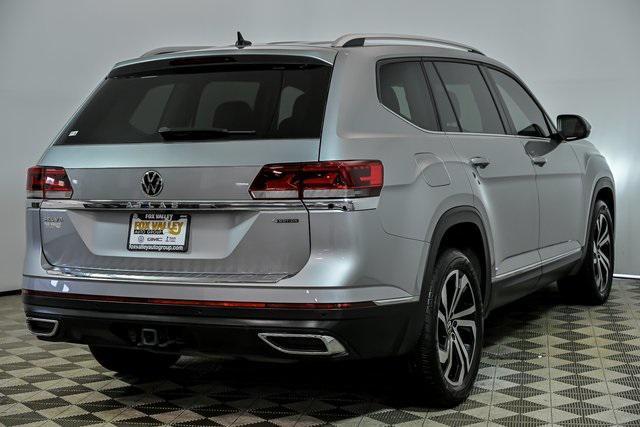 Photo of 2023 Silver Metallic Volkswagen Atlas