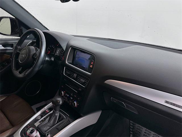 Photo of 2017 Moonlight Blue Audi Q5