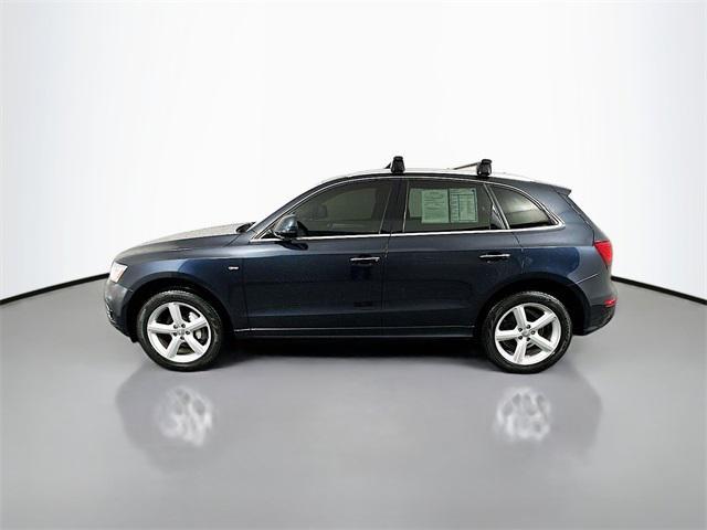 Photo of 2017 Moonlight Blue Audi Q5