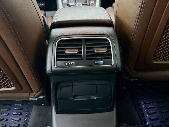 Photo of 2017 Moonlight Blue Audi Q5