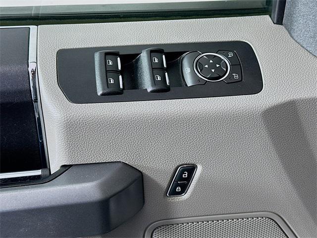 Photo of 2016 Caribou Metallic Ford F-150