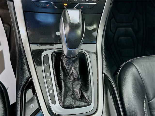 Photo of 2016 Shadow Black Ford Edge