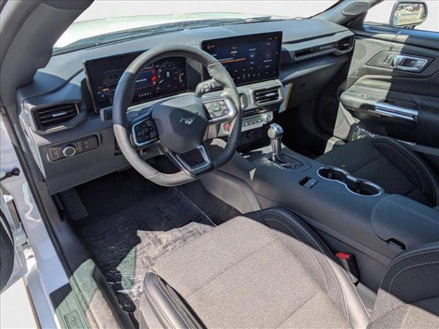 Photo of 2025 Oxford White Ford Mustang