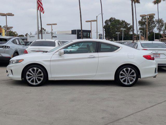 Photo of 2014 White Orchid Pearl Honda Accord