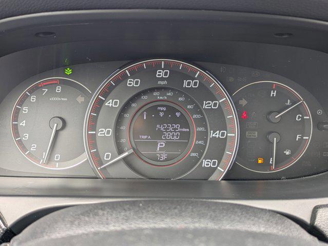 Photo of 2014 White Orchid Pearl Honda Accord