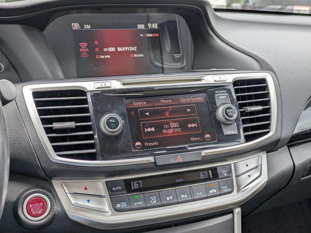 Photo of 2014 White Orchid Pearl Honda Accord
