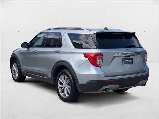 Photo of 2023 Iconic Silver Metallic Ford Explorer
