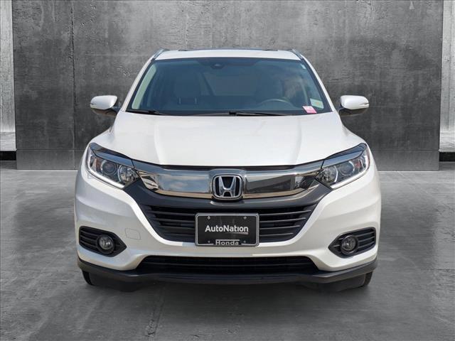 Photo of 2021 White Honda HR-V