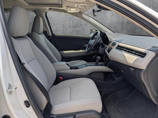 Photo of 2021 White Honda HR-V