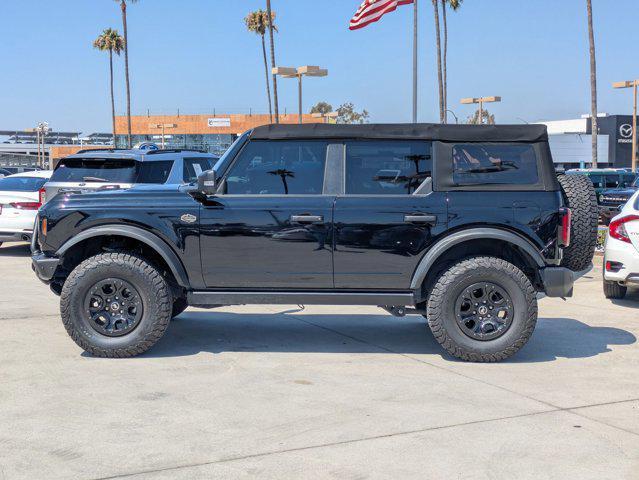 Photo of 2023 Shadow Black Ford Bronco