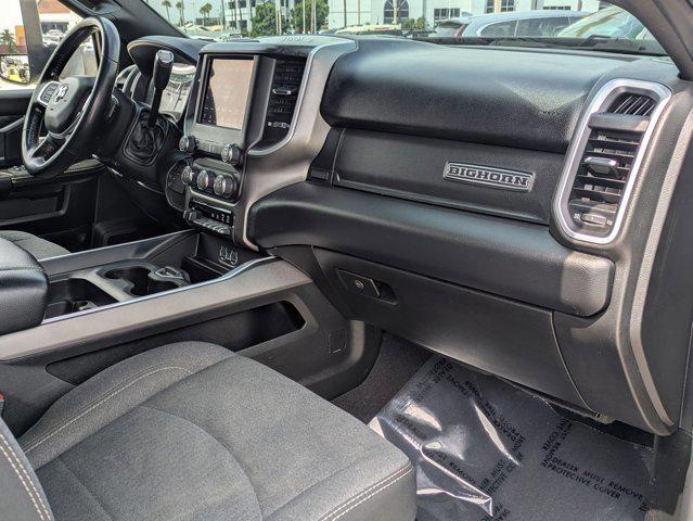 Photo of 2020 Diamond Black Crystal Pearlcoat RAM 2500