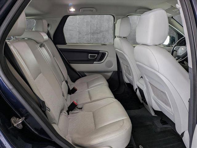 Photo of 2016 Loire Blue Metallic Land Rover Discovery Sport