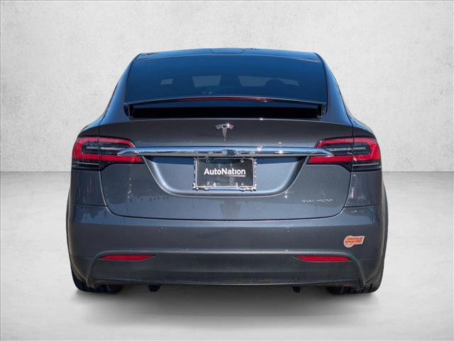 Photo of 2020 Midnight Silver Metallic Tesla Model X