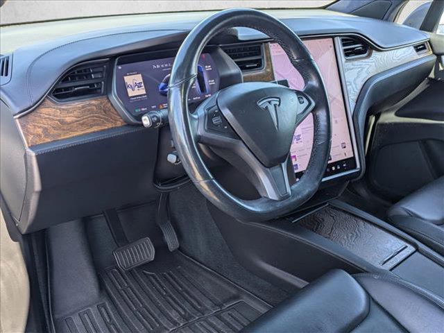Photo of 2020 Midnight Silver Metallic Tesla Model X