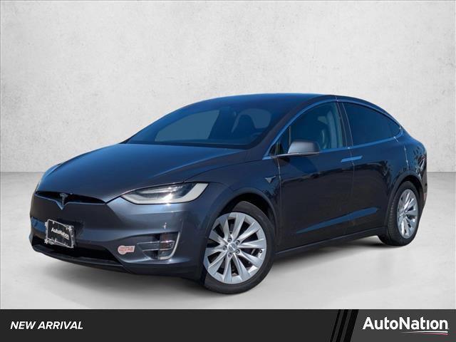 Photo of 2020 Midnight Silver Metallic Tesla Model X