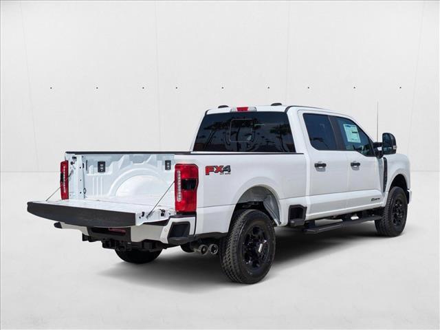 Photo of 2025 Oxford White Ford F-250
