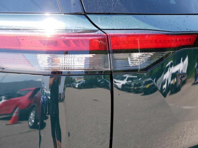 Photo of 2023 Obsidian Green Nissan Pathfinder