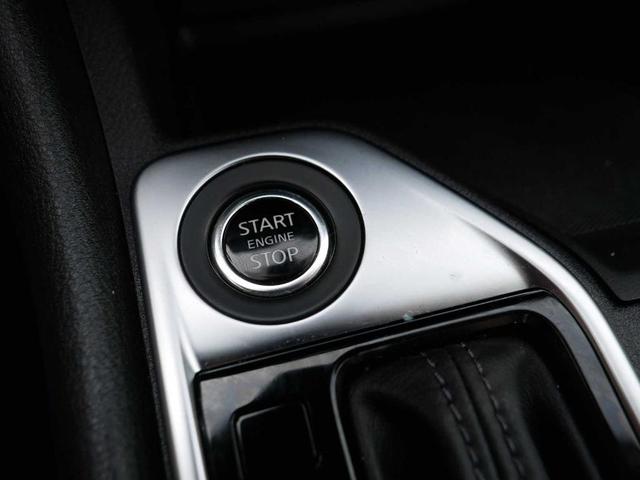 Photo of 2022 Cloud White Nissan Sentra