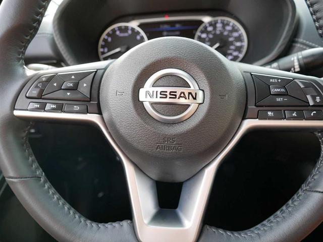 Photo of 2022 Cloud White Nissan Sentra
