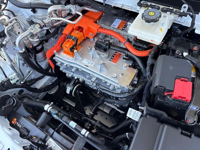 Photo of 2025 Summit White Chevrolet Blazer EV