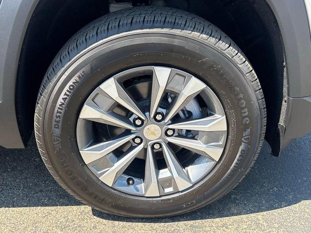 Photo of 2026 Sterling Gray Metallic Chevrolet Equinox