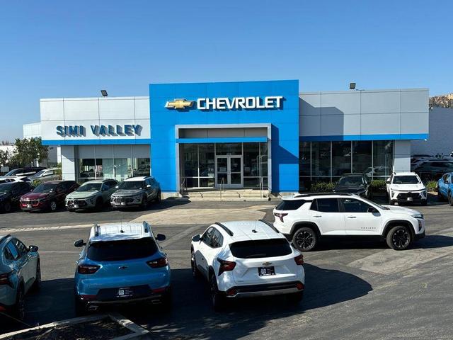 Photo of 2026 Sterling Gray Metallic Chevrolet Equinox