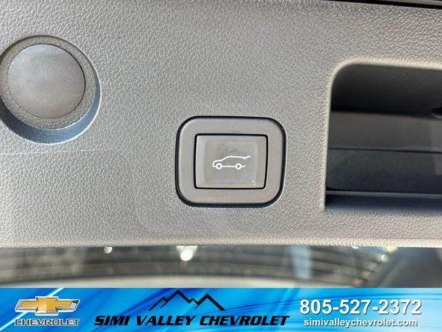 Photo of 2026 Mosaic Black Metallic Chevrolet Equinox
