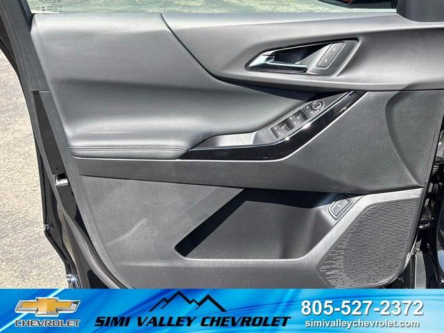 Photo of 2026 Mosaic Black Metallic Chevrolet Equinox