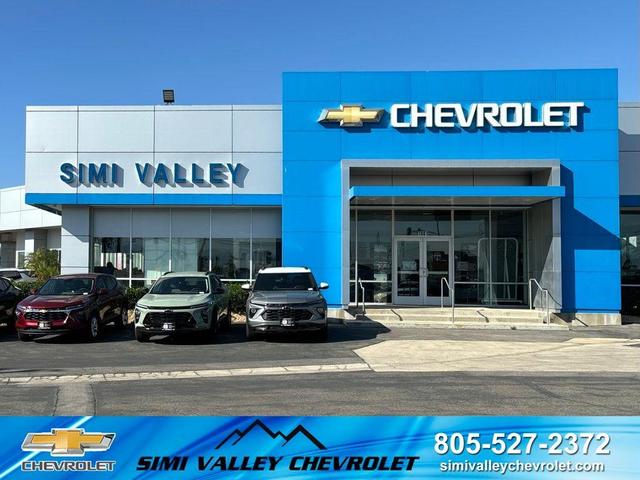 Photo of 2026 Mosaic Black Metallic Chevrolet Equinox