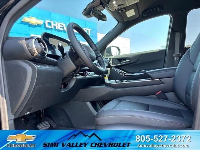 Photo of 2026 Mosaic Black Metallic Chevrolet Equinox