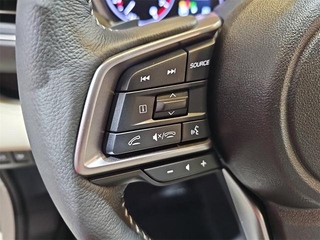 Photo of 2025 Crystal White Pearl Subaru Ascent