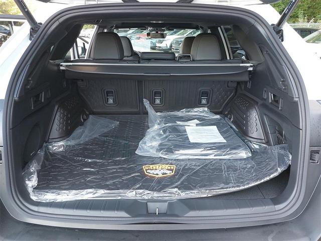 Photo of 2025 Crystal White Pearl Subaru Outback