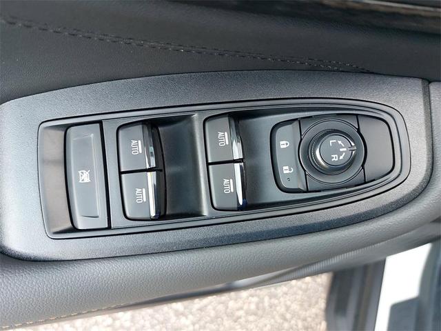 Photo of 2025 Crystal White Pearl Subaru Outback