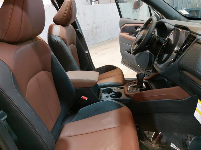 Photo of 2025 Crystal Black Silica Subaru Forester