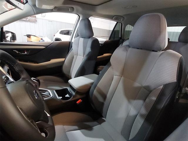 Photo of 2025 Crystal White Pearl Subaru Outback