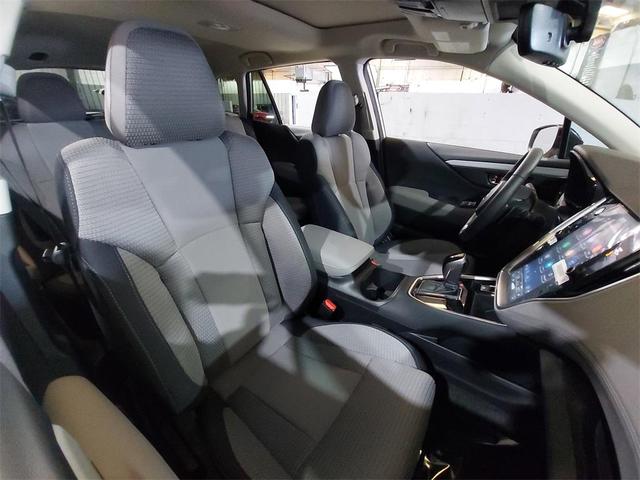 Photo of 2025 Crystal White Pearl Subaru Outback
