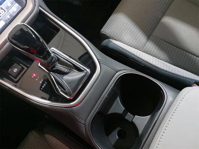 Photo of 2025 Crystal White Pearl Subaru Outback