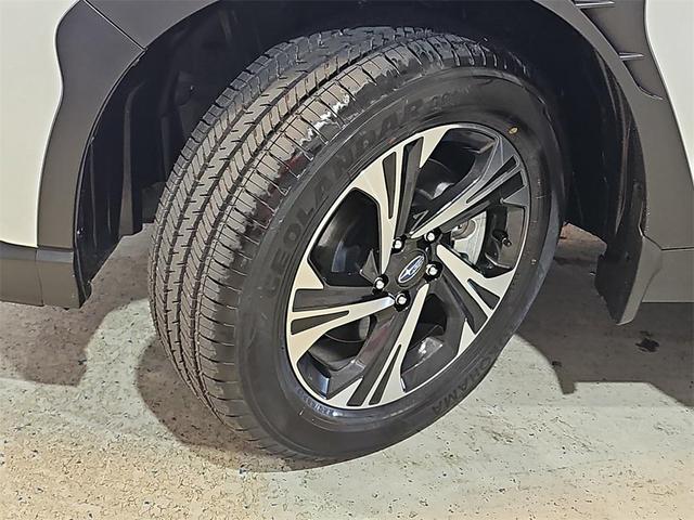 Photo of 2025 Crystal White Pearl Subaru Crosstrek
