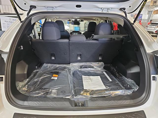 Photo of 2025 Crystal White Pearl Subaru Crosstrek
