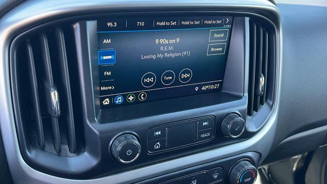 Photo of 2021 Summit White Chevrolet Colorado