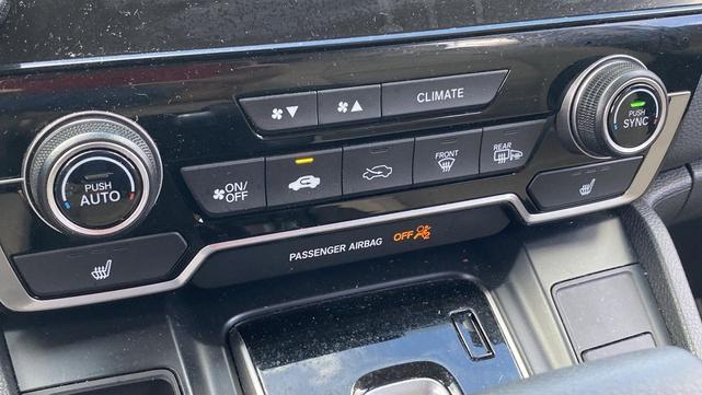 Photo of 2022 Platinum White Pearl Honda CR-V