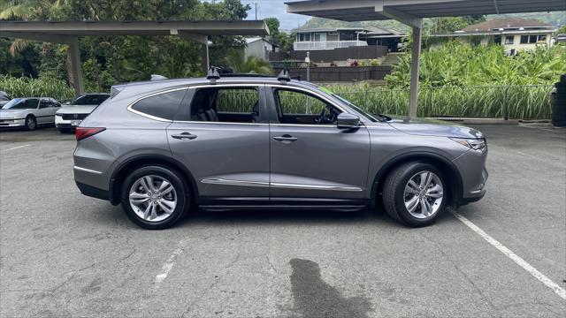 Photo of 2022 Lunar Silver Metallic Acura MDX
