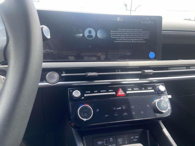 Photo of 2025 Gray Hyundai SANTA CRUZ