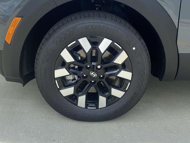 Photo of 2025 Gray Hyundai SANTA CRUZ