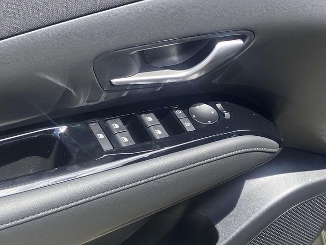 Photo of 2025 Gray Hyundai SANTA CRUZ