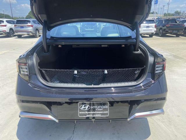 Photo of 2025 Carbon Blue Hyundai SONATA