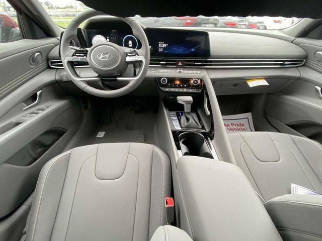 Photo of 2025 Red Hyundai ELANTRA