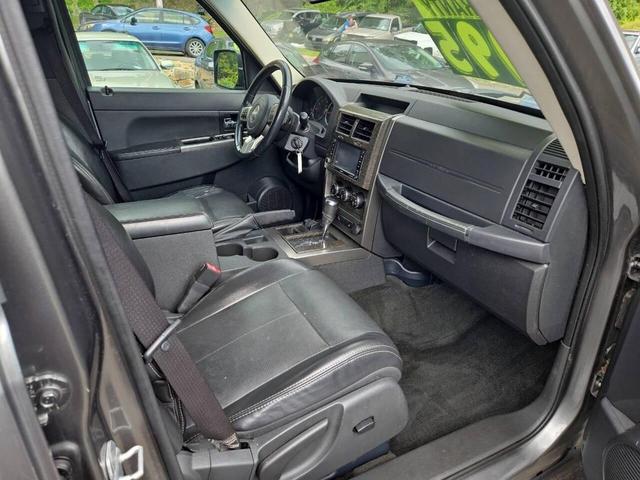 Photo of 2012 Mineral Gray Metallic Clearcoat Jeep Liberty